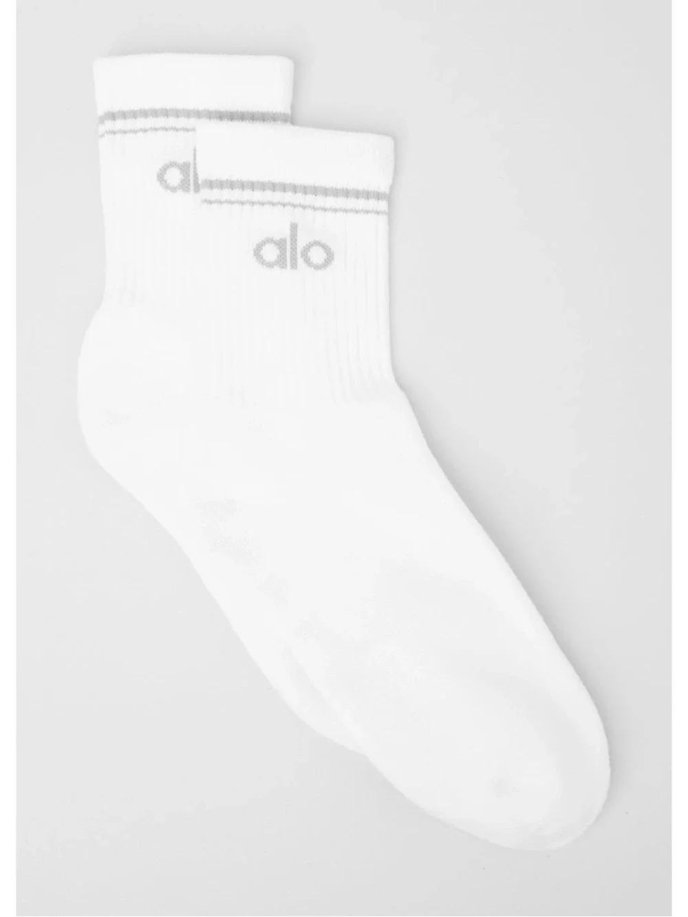 ALO Unisex Half Crew Throwback 🧦 White/Titanium (Gently Worn) Size: Medium